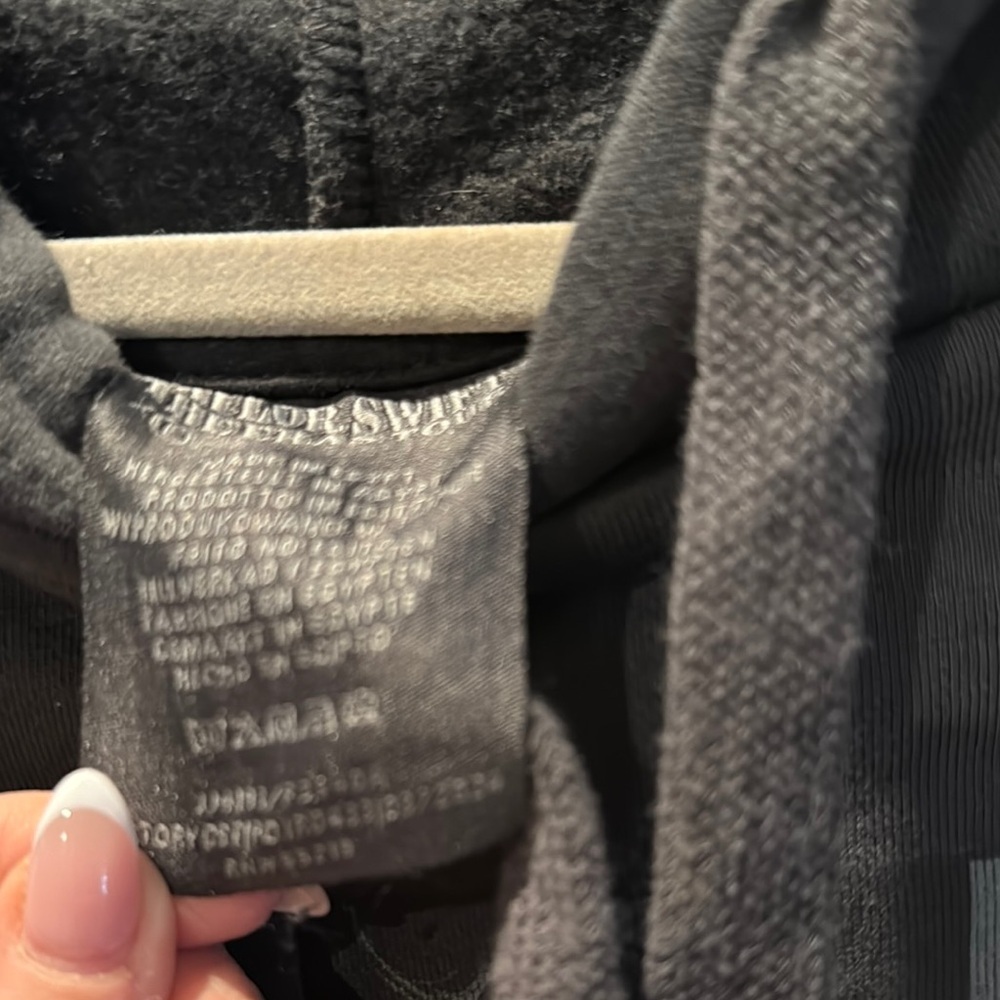 NWT! Taylor Swift Eras Tour grey hoodie - Picture 4 of 6